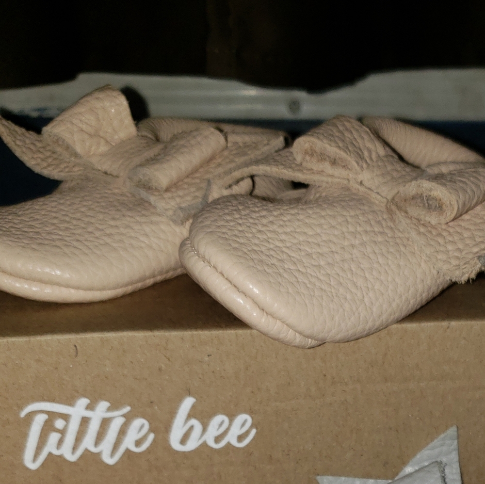 Little bee. Hand made leather moccasins.